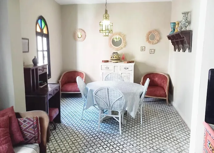 Dar Nadia